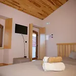 Vale Das Maias Country house *