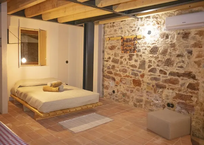 Vale Maias - * Laborins