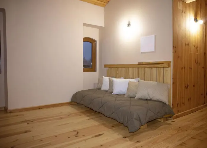 Vale Maias - Casa de Campo