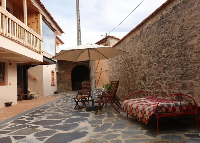 Vale Maias - Casa de Campo Laborins